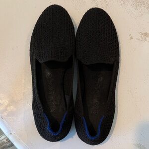 Rothy’s round toe black flats